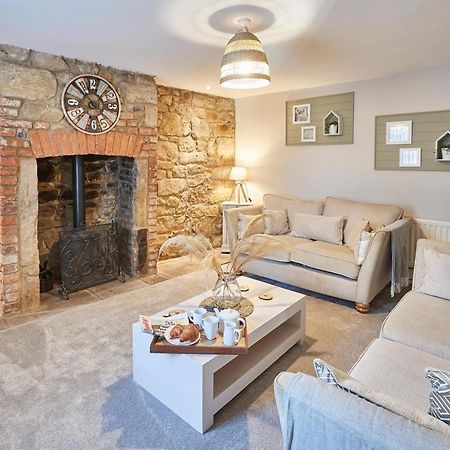 Host & Stay - Sion Hall Cottage 阿尼克 外观 照片