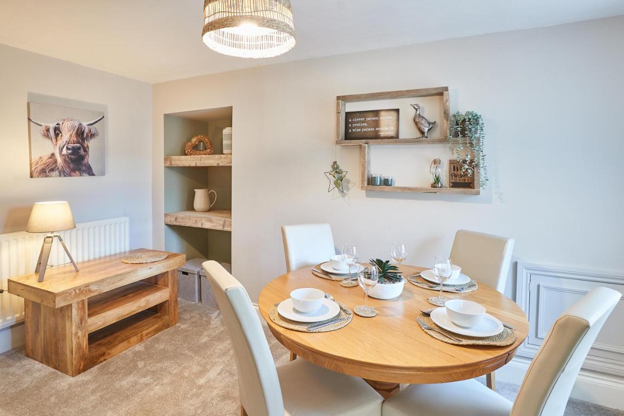 Host & Stay - Sion Hall Cottage 阿尼克 外观 照片