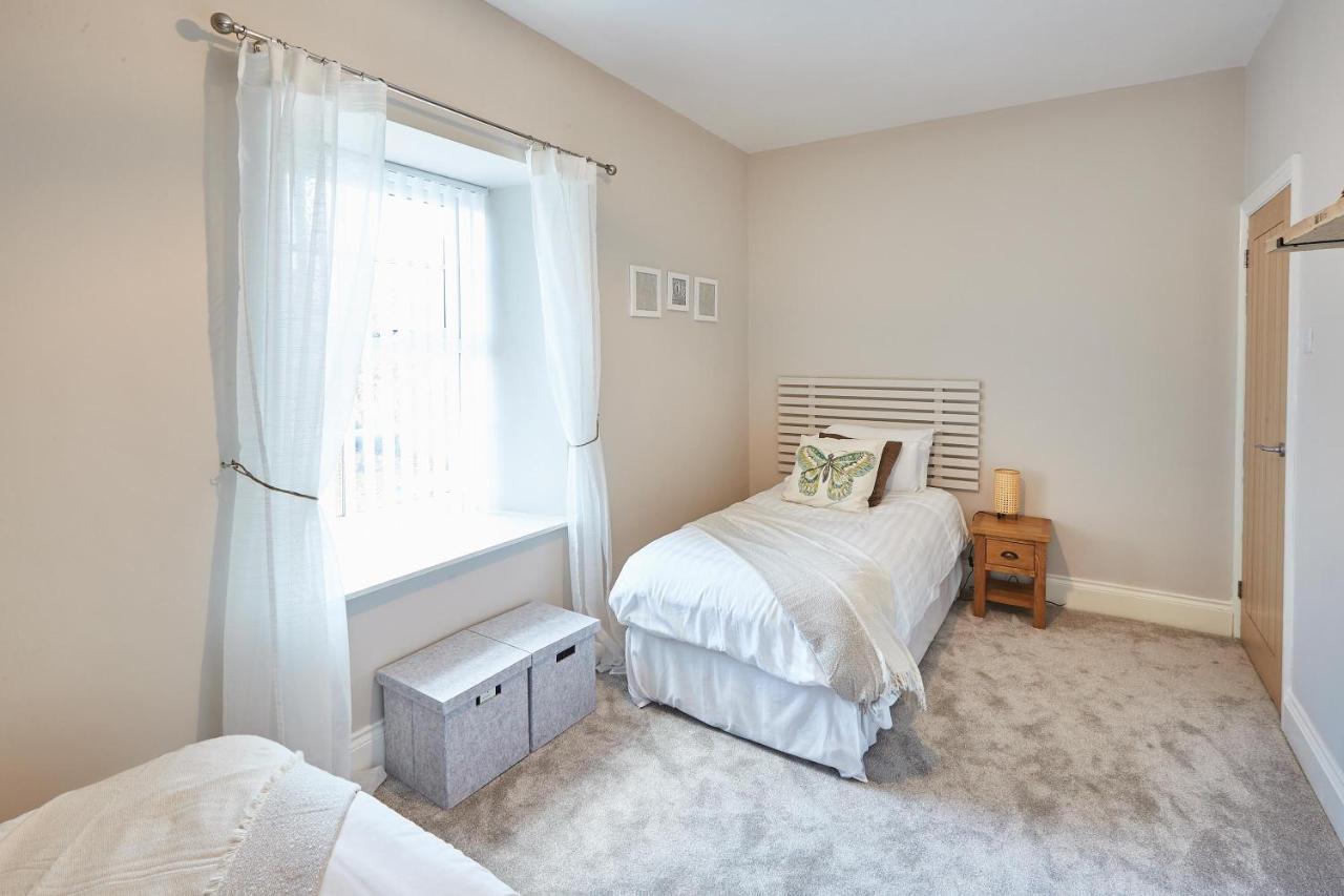 Host & Stay - Sion Hall Cottage 阿尼克 外观 照片